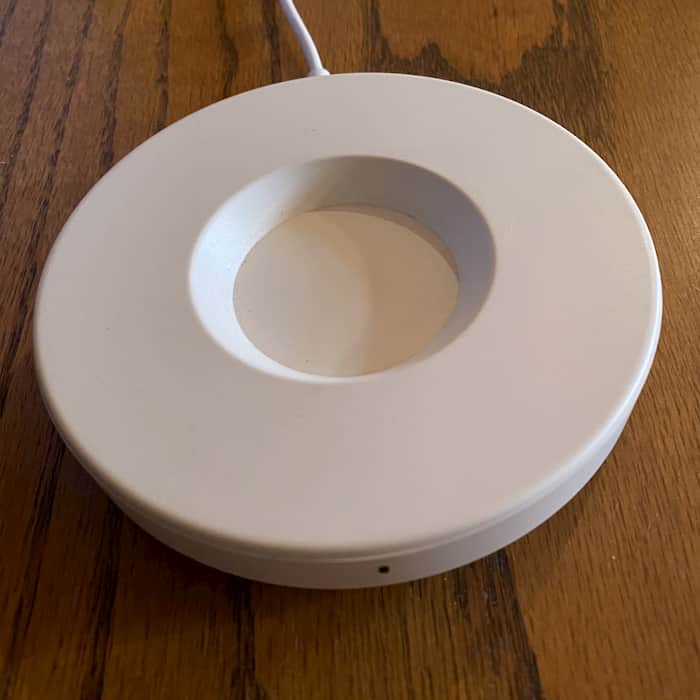 Circular wireless charger with indent in center